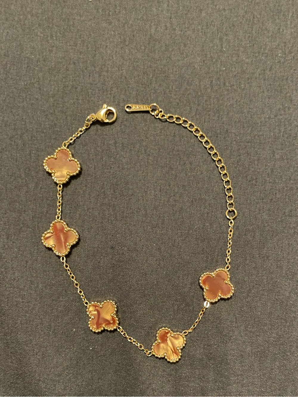 New - 18k gold plated, stainless steel clover bracelet - inspired